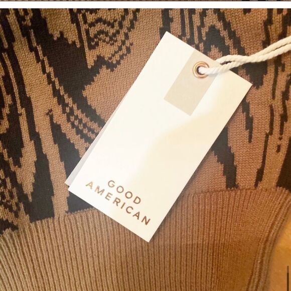 Good American Swirl Intarsia Crop Boxy Sweater NWT
Size 5/6 in Sepia002 - Picture 10 of 15